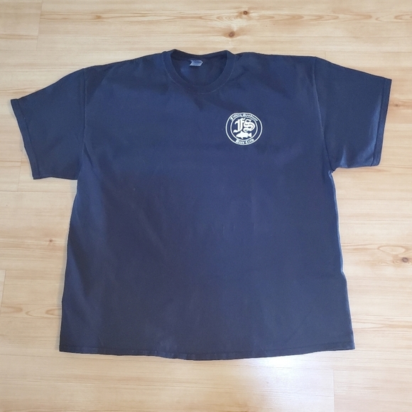 Gildan Men's Short-sleeved Graphic Design T-shirt - Picture 3 of 5